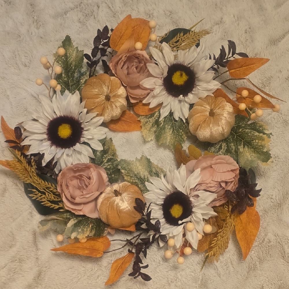 2/20Ashland Autumn Wreath with Sunflowers and Pumpkins - Green Tag
